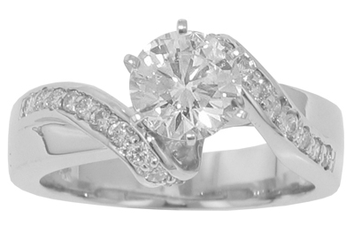 1.75 CT TW Round Diamond Engagement Ring