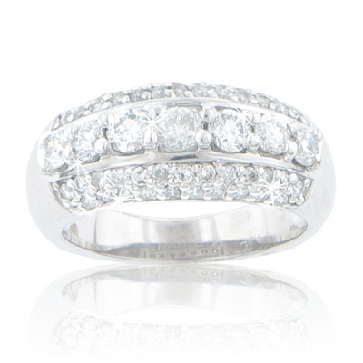 1.70 ct TW Ladies round cut diamond anniversary band